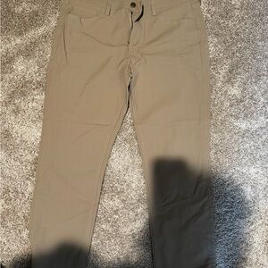 Vineyard Vines Men's Khaki Chinos